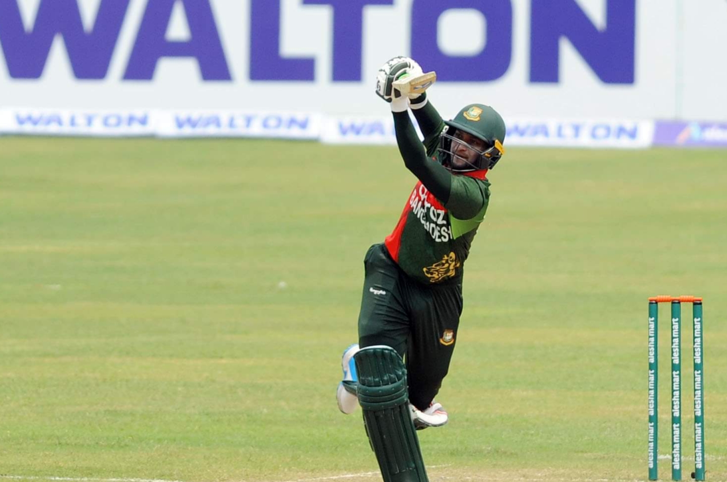 Shakib helps Bangladesh escape scare in cliffhanger